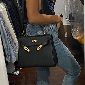 Hermes Kelly Togo 28 black with gold hardware